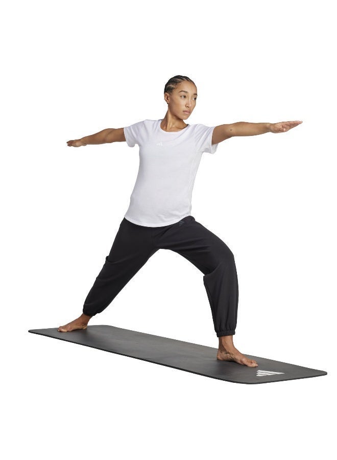 اديداس تيشيرت موشن إس تي أبيض بأكمام قصيرة للنساء - Image 4